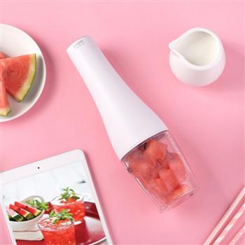 便攜充電果汁機小型家用迷你果蔬果汁榨汁杯便攜多功能搖搖杯送家人老婆女友實用禮物
